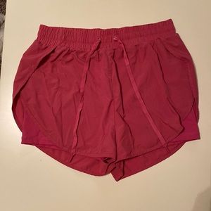 BuffBunny Lifesaver Shorts in Sugar Plum in size medium